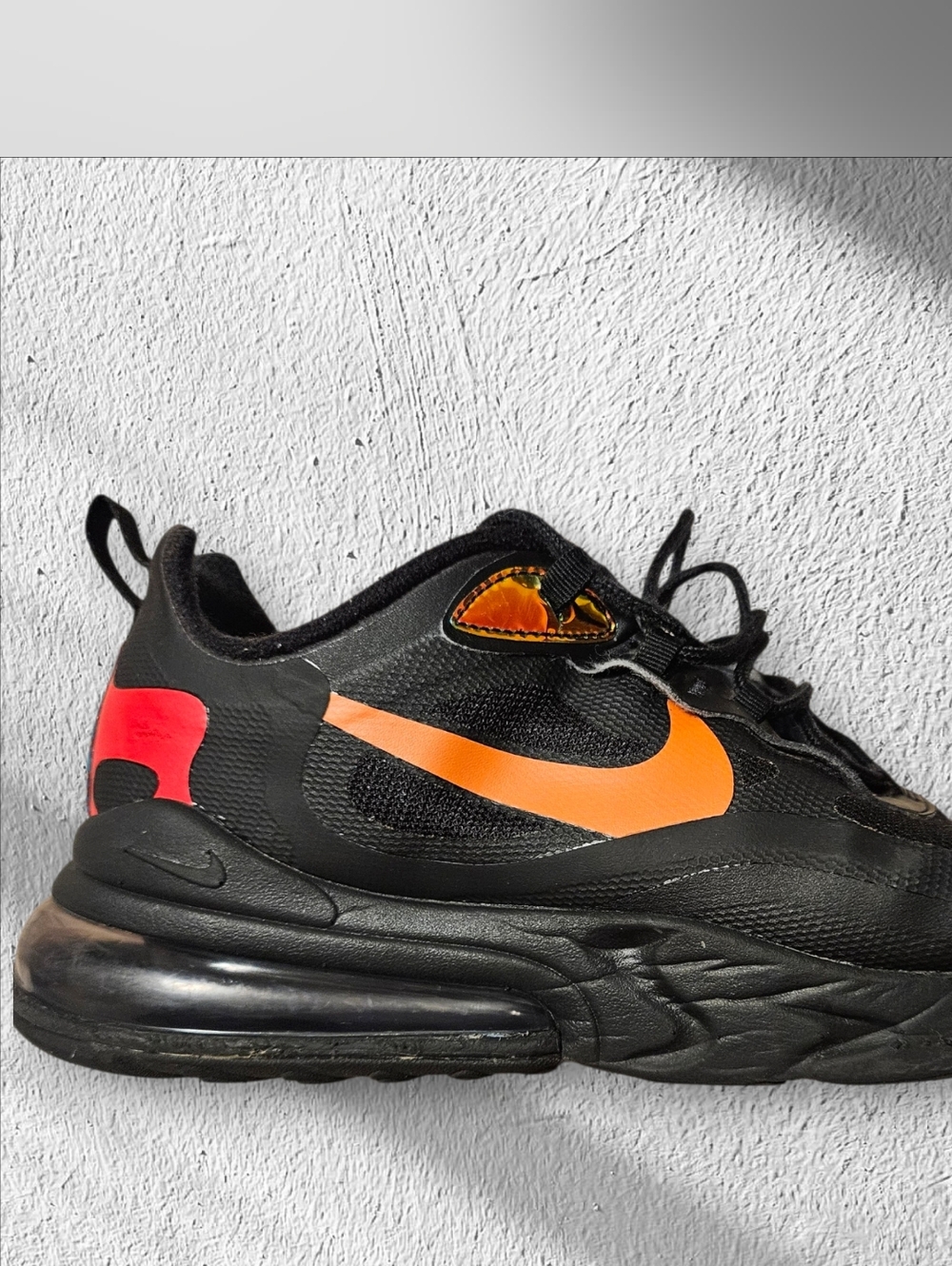 Men's Nike Air Max 270 React. Size 10.5.      Black Magma Orange (GS)